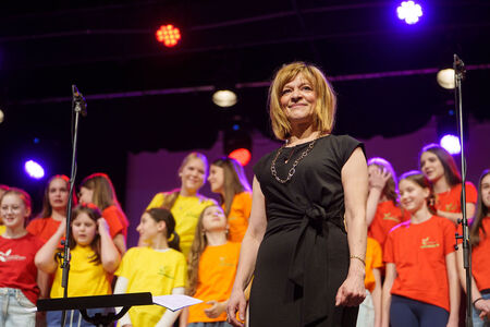 Srečanje otroških in mladinskih pevskih zborov, Naše pesmi naj donijo (15)